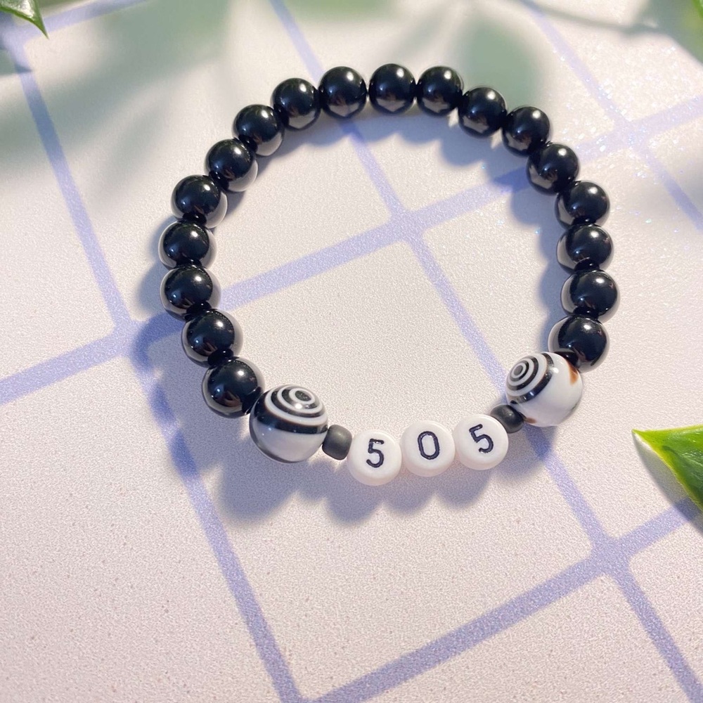Black and White Beaded Bracelet